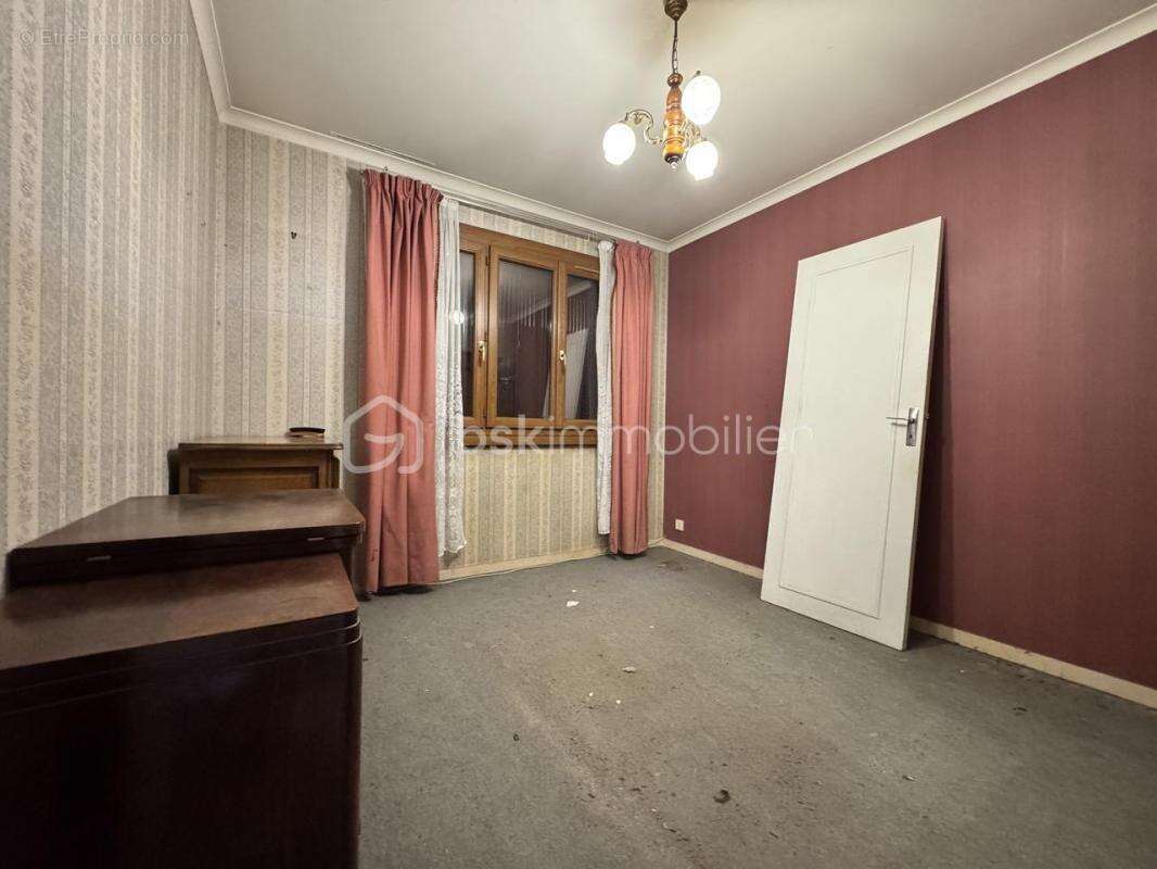 Maison à NASSANDRES