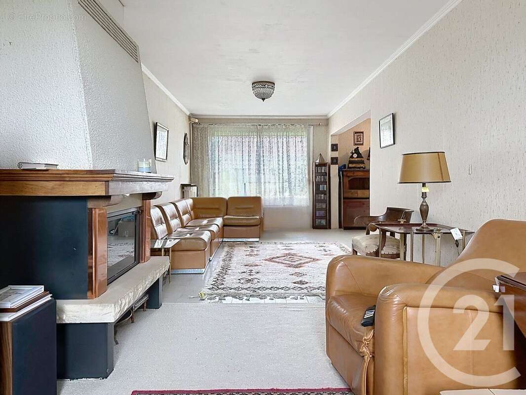 Photo 3 - Maison à THIAIS