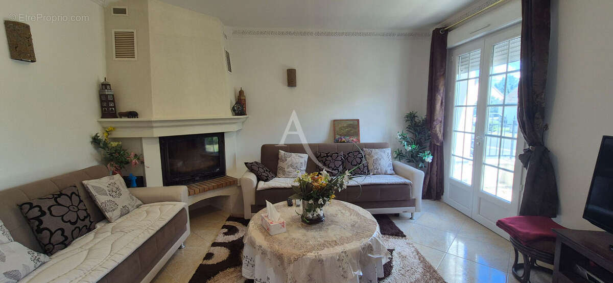 Maison familiale Saint-Gervais-La-Forêt - photo 2