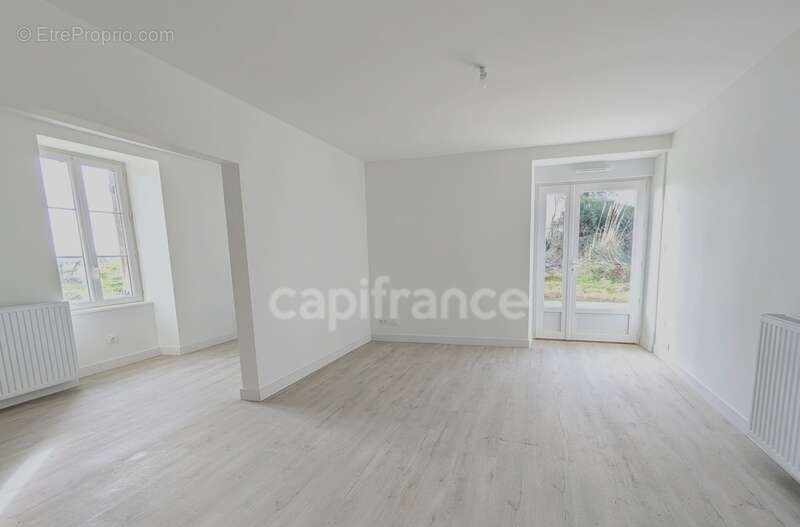 Maison à RUFFIAC