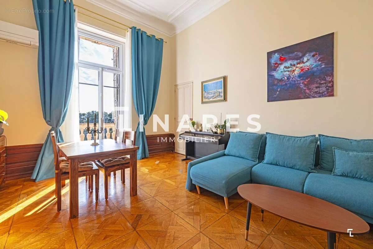 Appartement à SAUSSET-LES-PINS