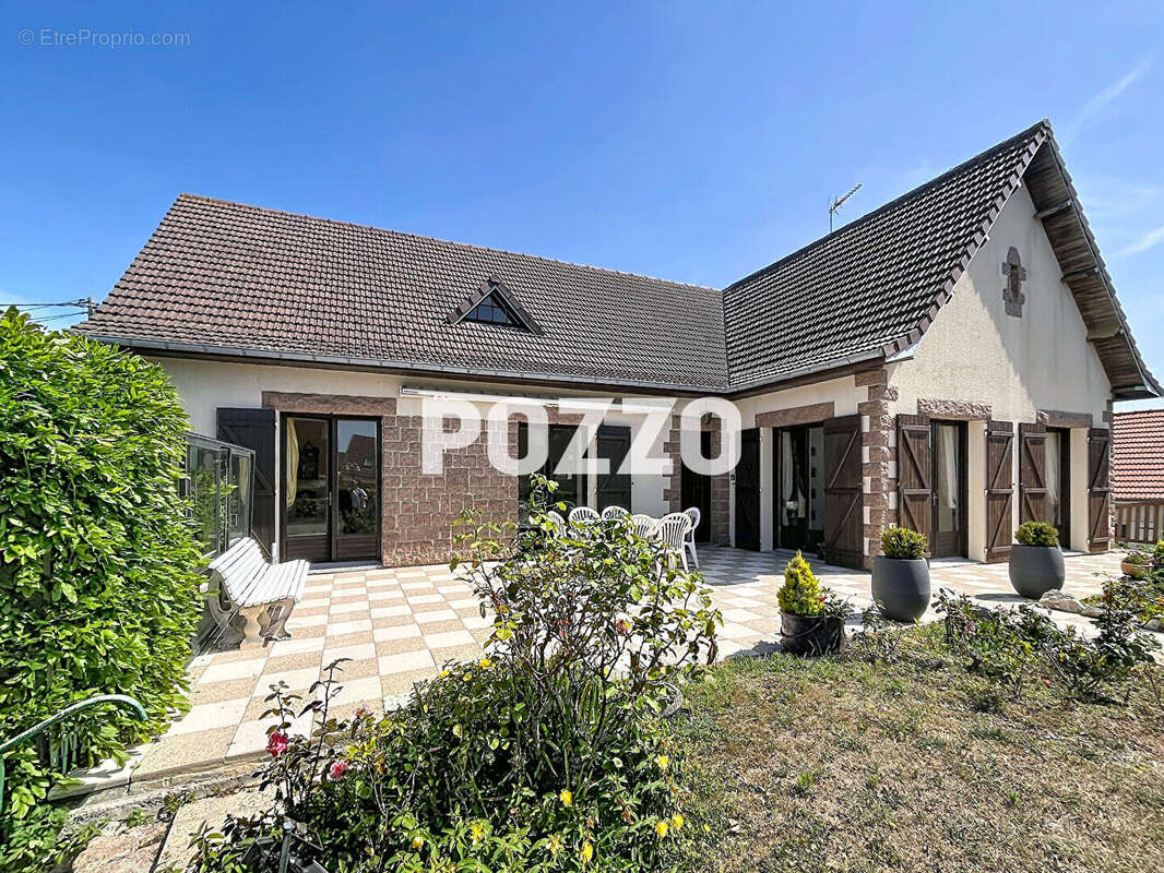 Maison Saint Martin de Bréhal 6 pièces 129 m2 environ - photo 13