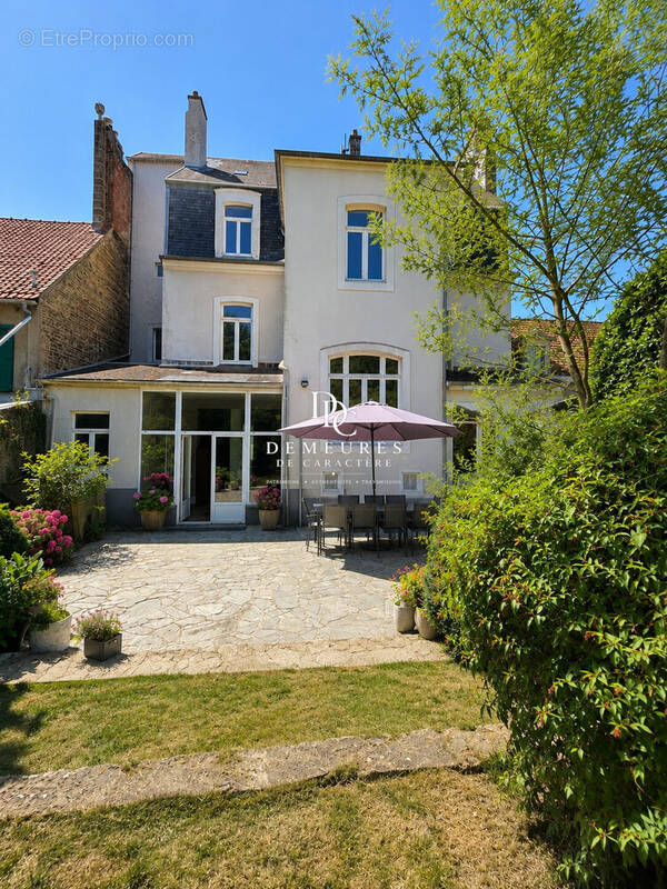 Maison à SAINT-LEONARD