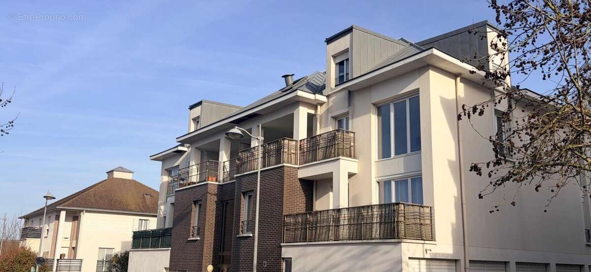 Photo 8 - Appartement à EZANVILLE