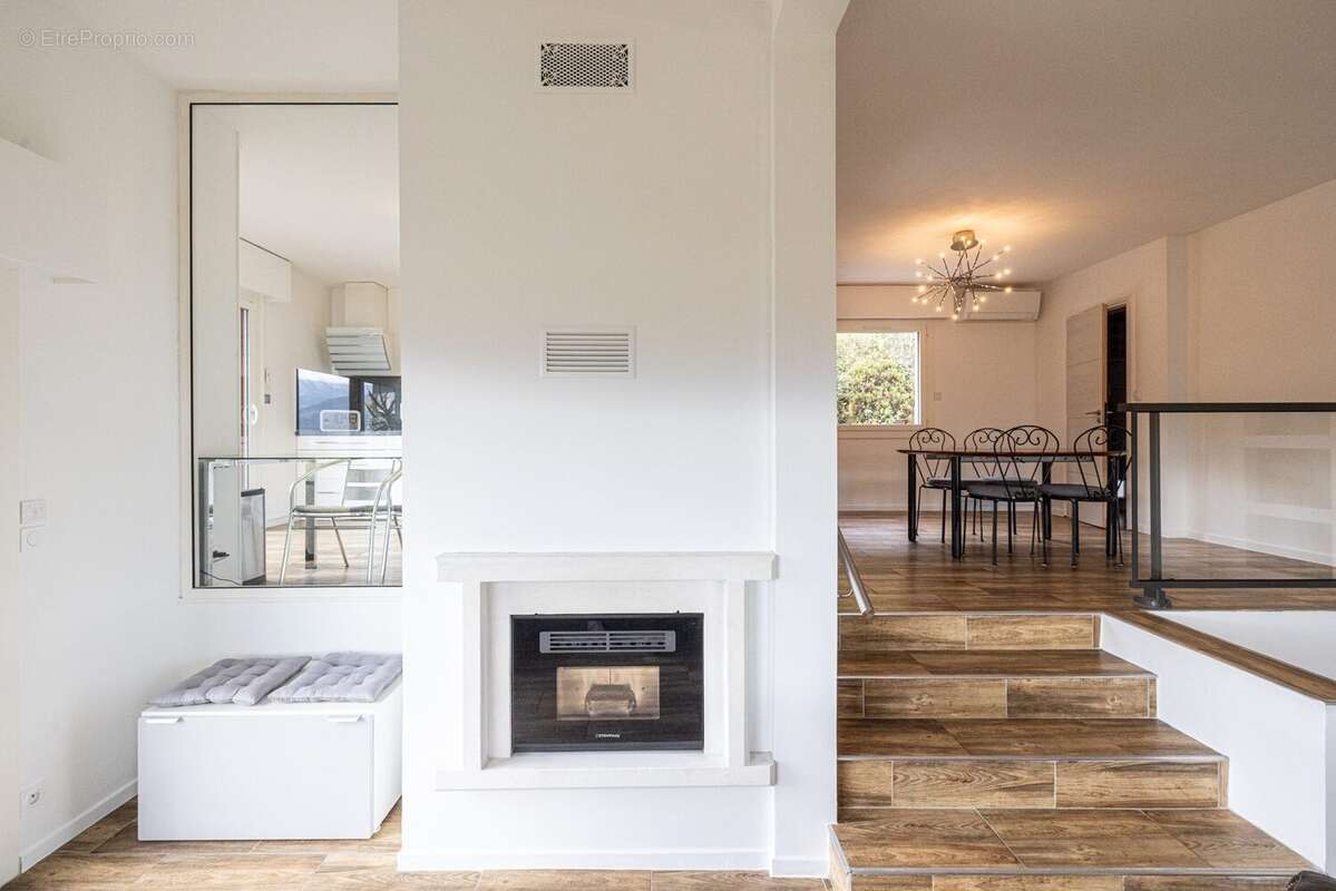 Maison à SEYSSINET-PARISET