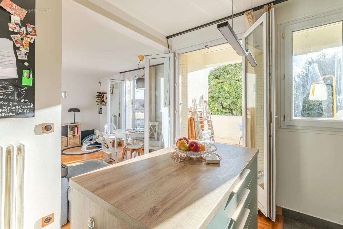 Appartement à CHEVILLY-LARUE