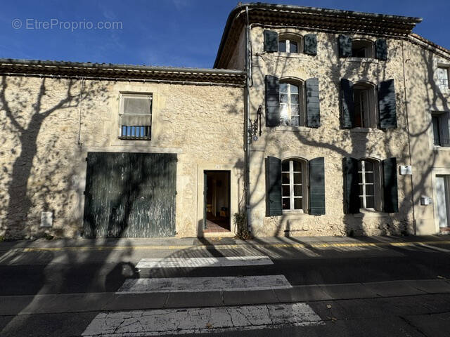 Maison à LA ROQUE-D'ANTHERON