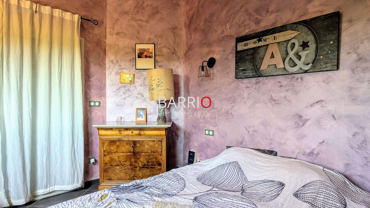 Maison à VILLENEUVE-DE-LA-RAHO