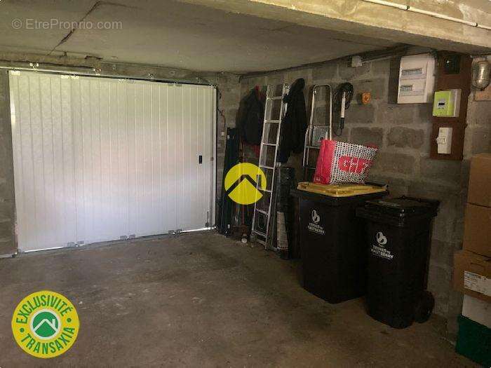 Maison à LES AIX-D'ANGILLON