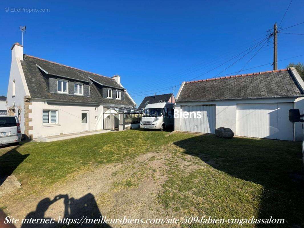 Maison à TREVOU-TREGUIGNEC