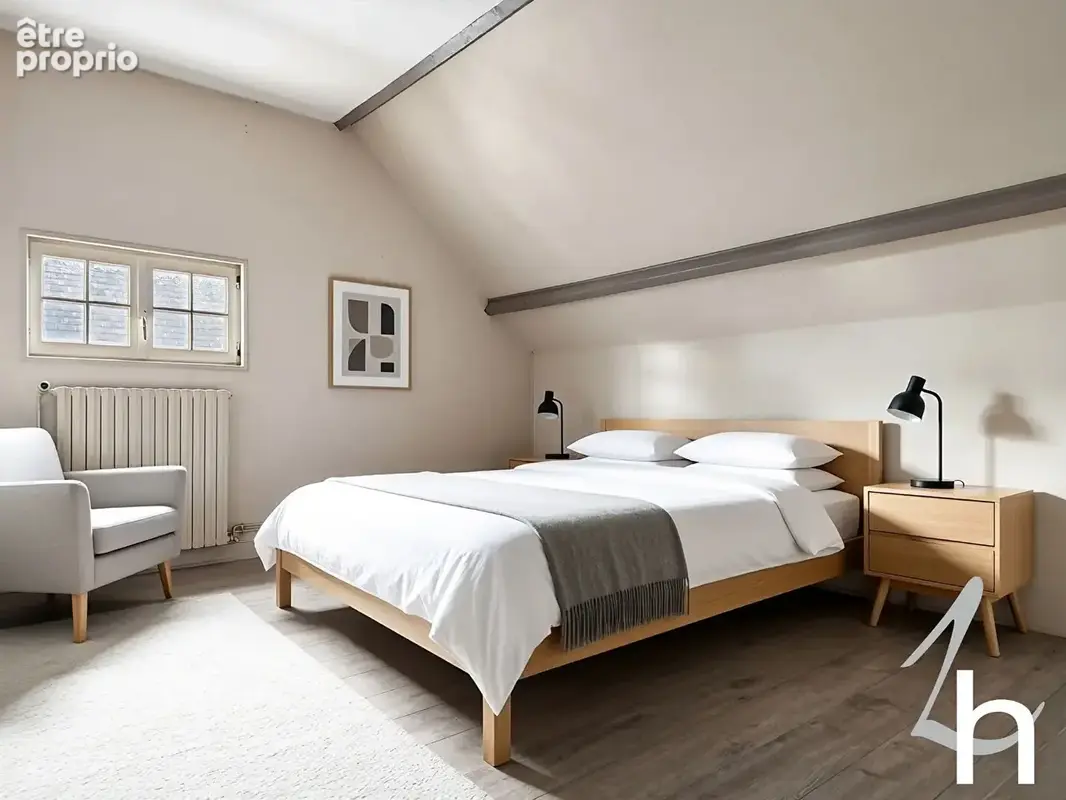 Maison ancienne - 5 chambres - grand garage -  annexes - terrain - photo 9