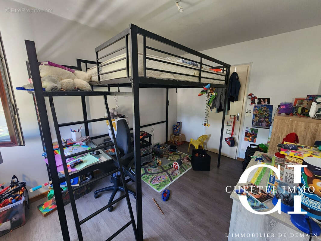 Appartement à CLUSES