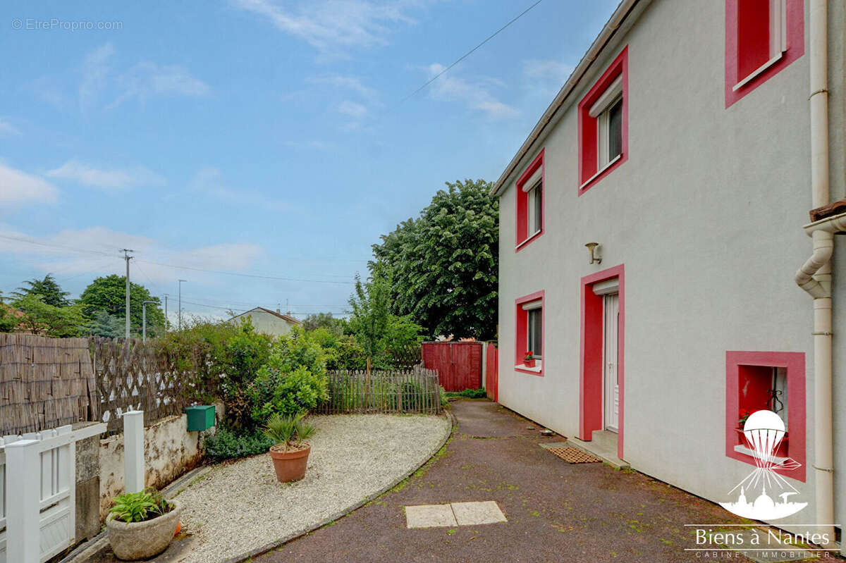 Maison à LA MONTAGNE