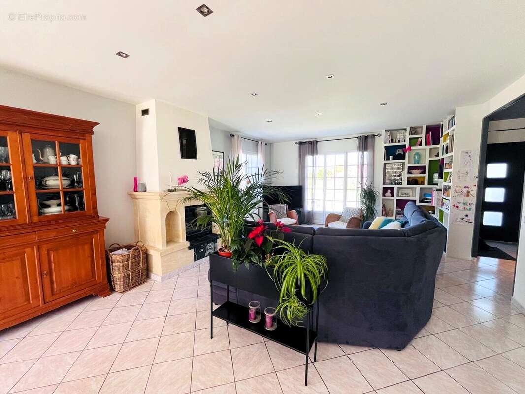 Maison 190 m² à Langeais  - photo 9