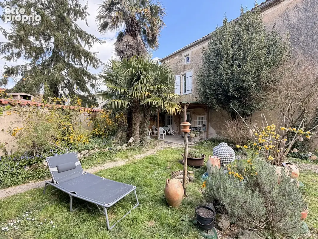 Maison à RUFFEC