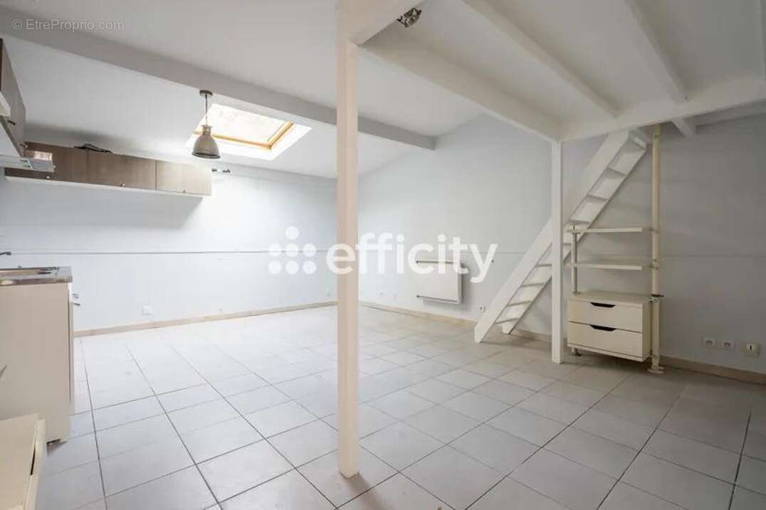 Appartement à VILLEMOMBLE