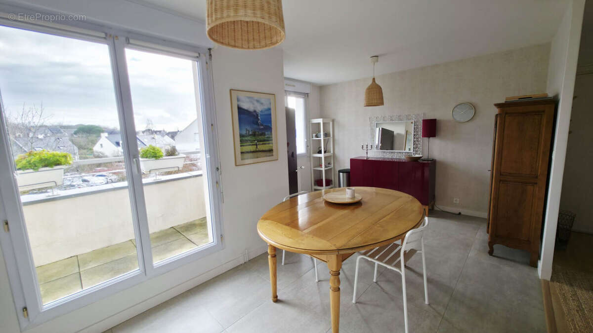 Appartement à LE RHEU