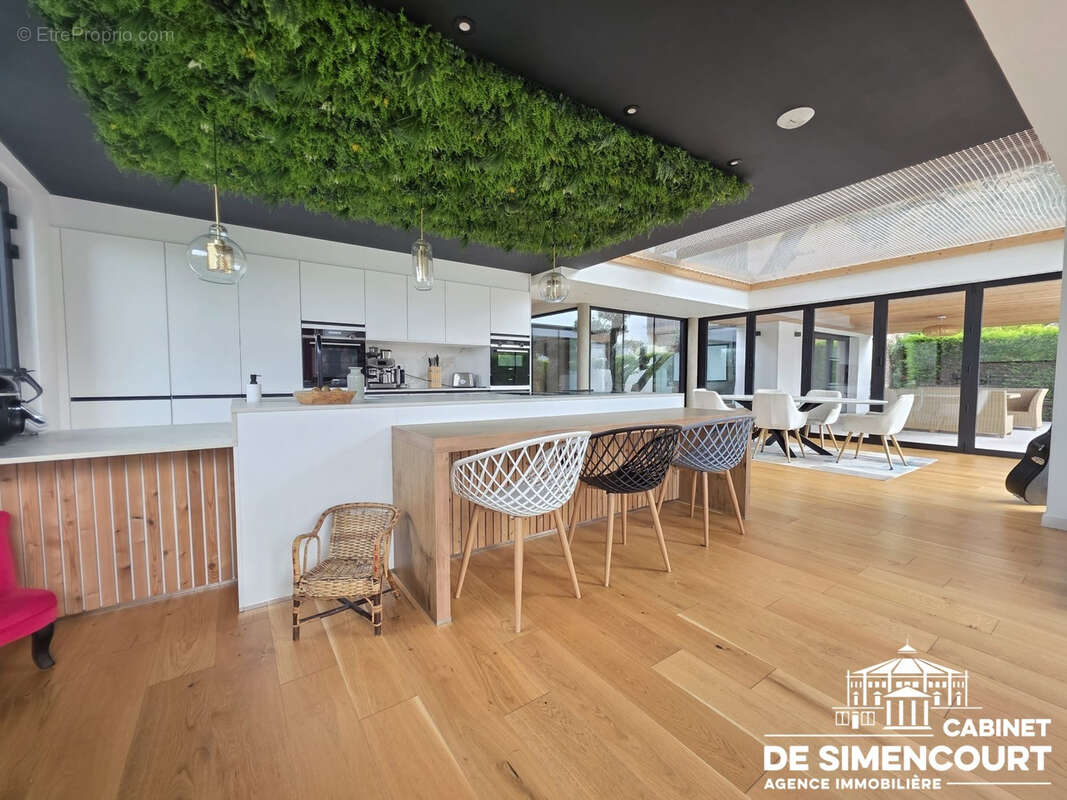 VERS-SUR-SELLE   Pavillon d’architecte contemporain avec piscine - photo 3