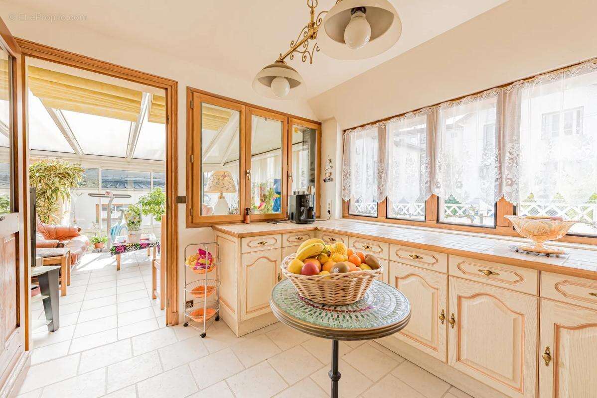 Maison à CHAMPIGNY-SUR-MARNE