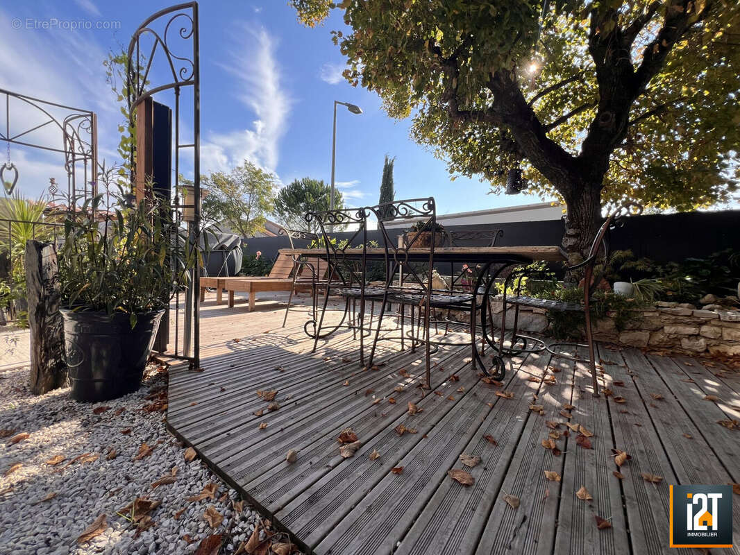 Maison à LA ROUVIERE