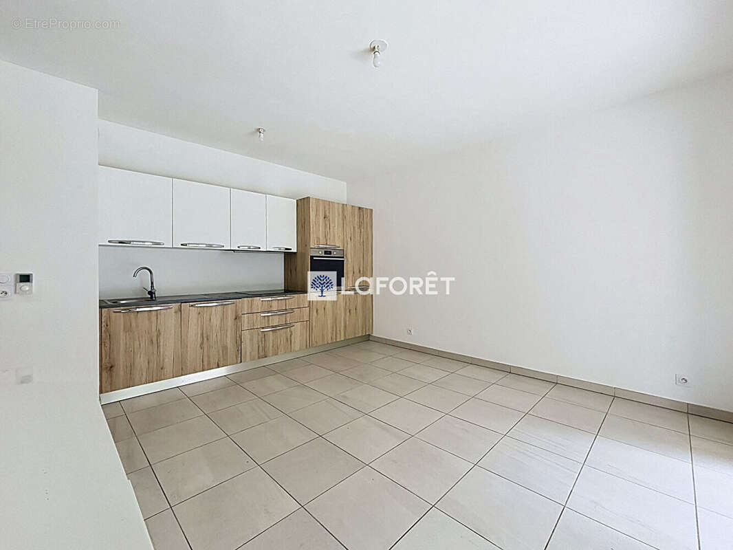 Beausoleil 2 pièces 40.01 m2 - jardin privatif et garage fermé - photo 5