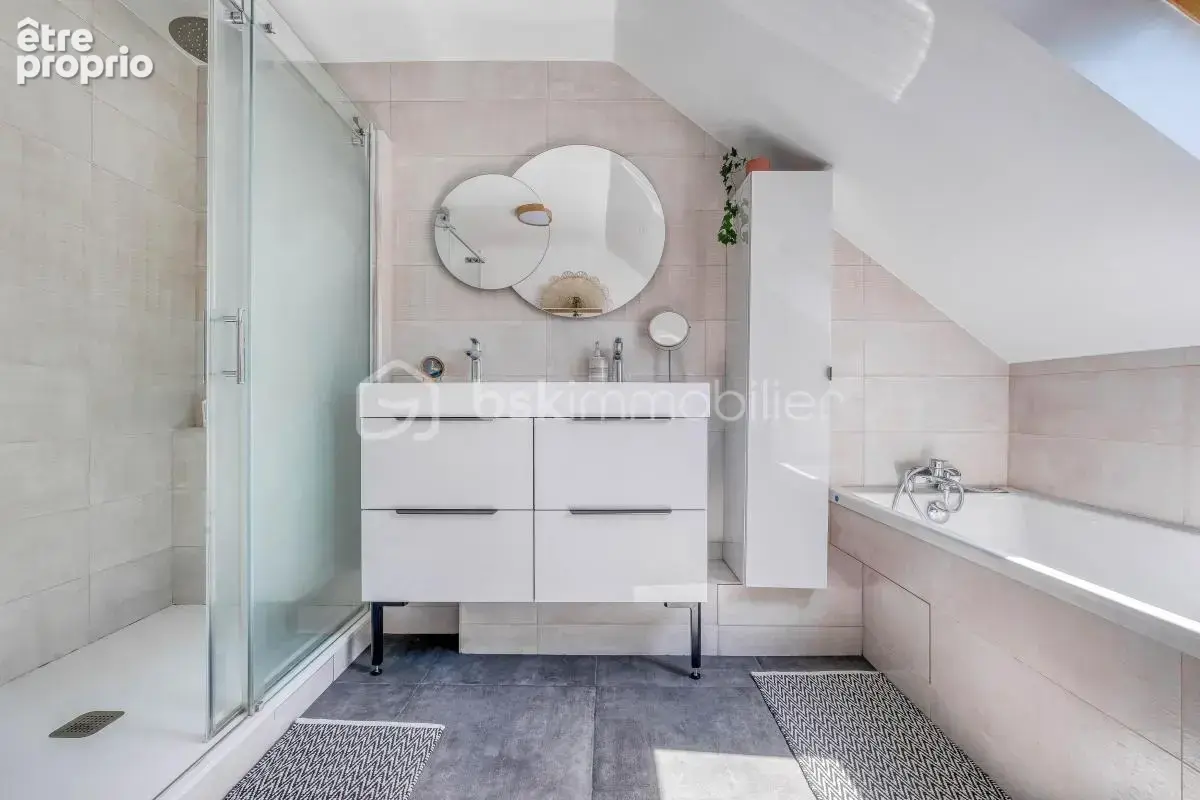 Maison de ville avec combles aménagées - photo 8