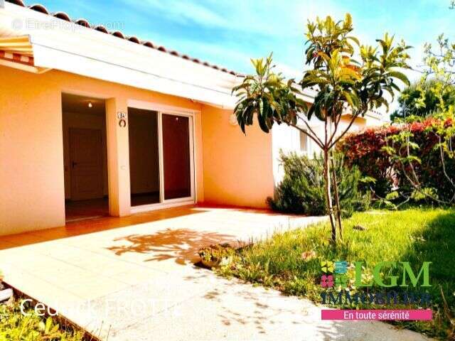 Maison à MONTELIMAR