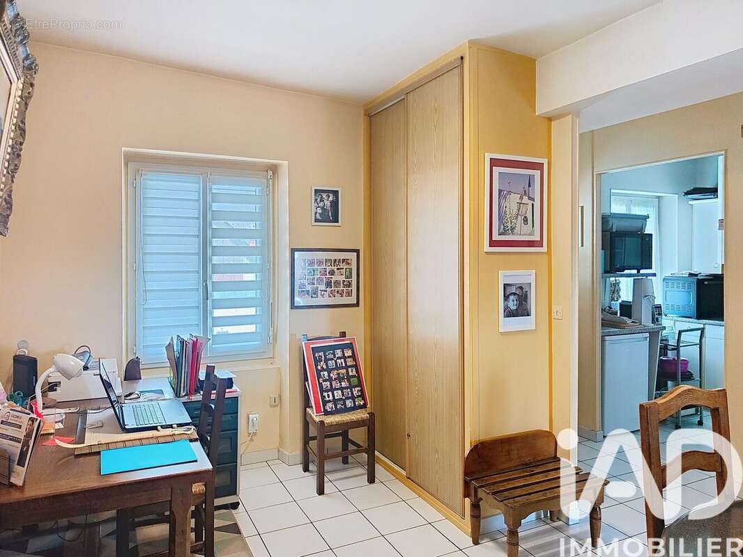 Photo 8 - Appartement à CHALON-SUR-SAONE