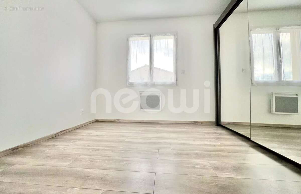 Maison à AIGUEPERSE