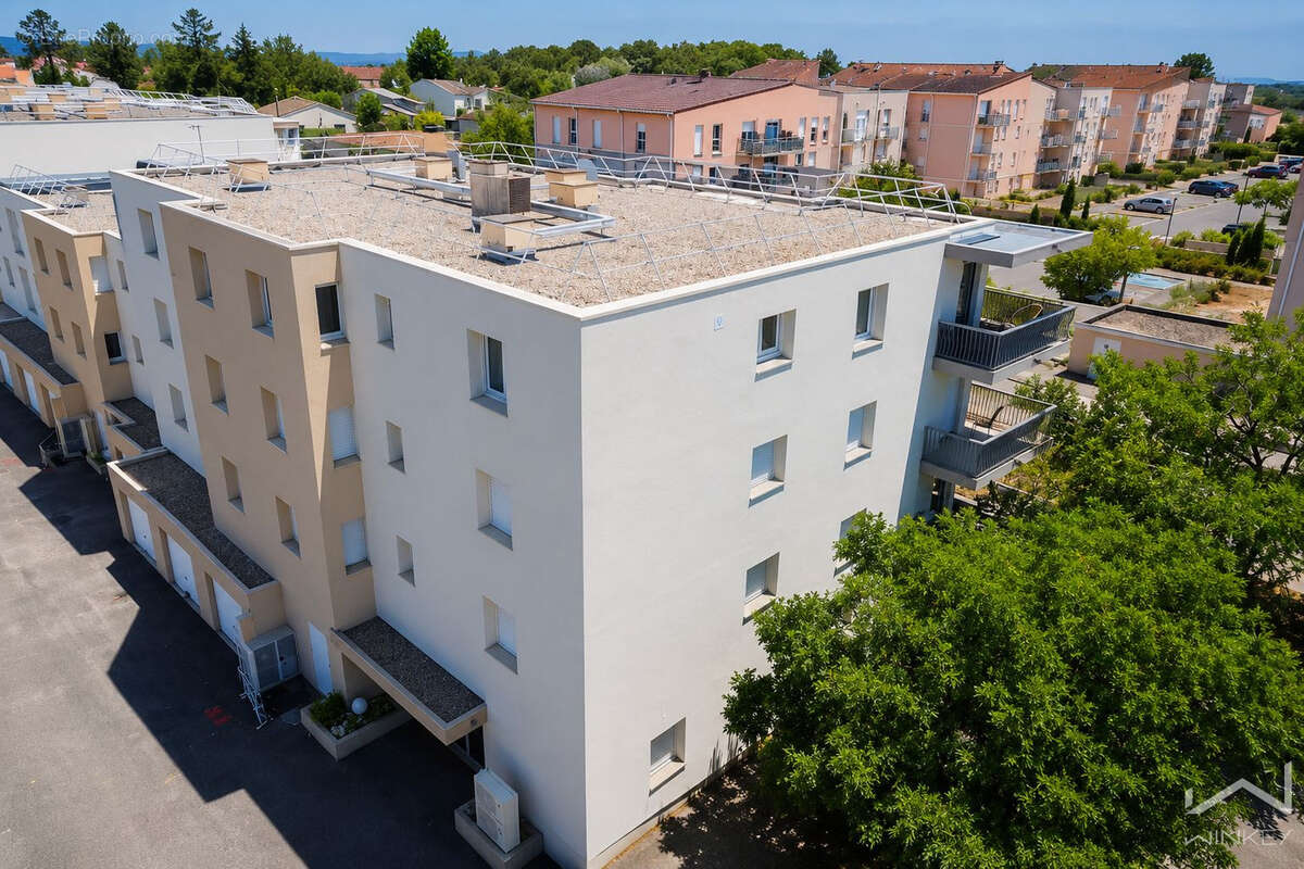 Appartement T3 de 90 m2   Résidence Les Trois Châteaux   Montélimar - photo 12