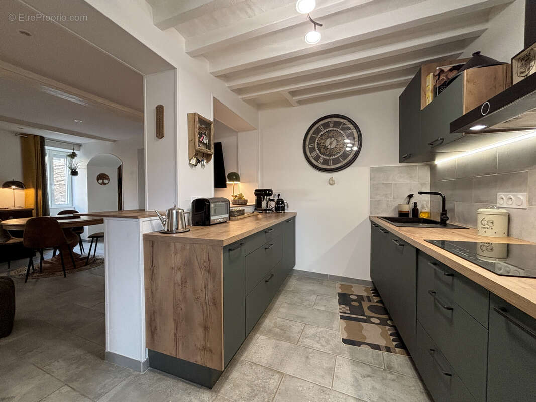 Maison à CRESSERONS