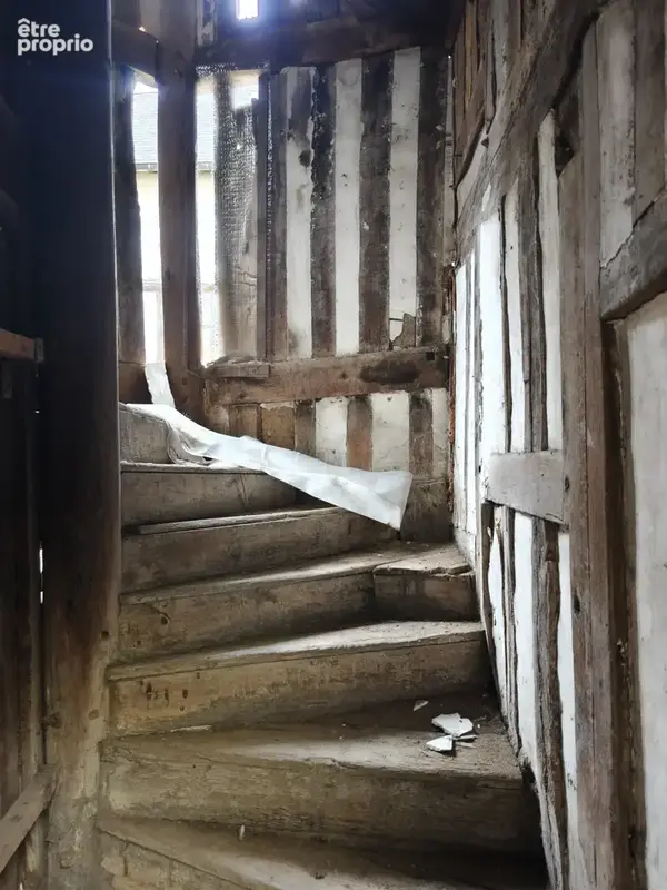 Propriété de caractère avec tourelle - cœur historique d'Orbec - photo 5