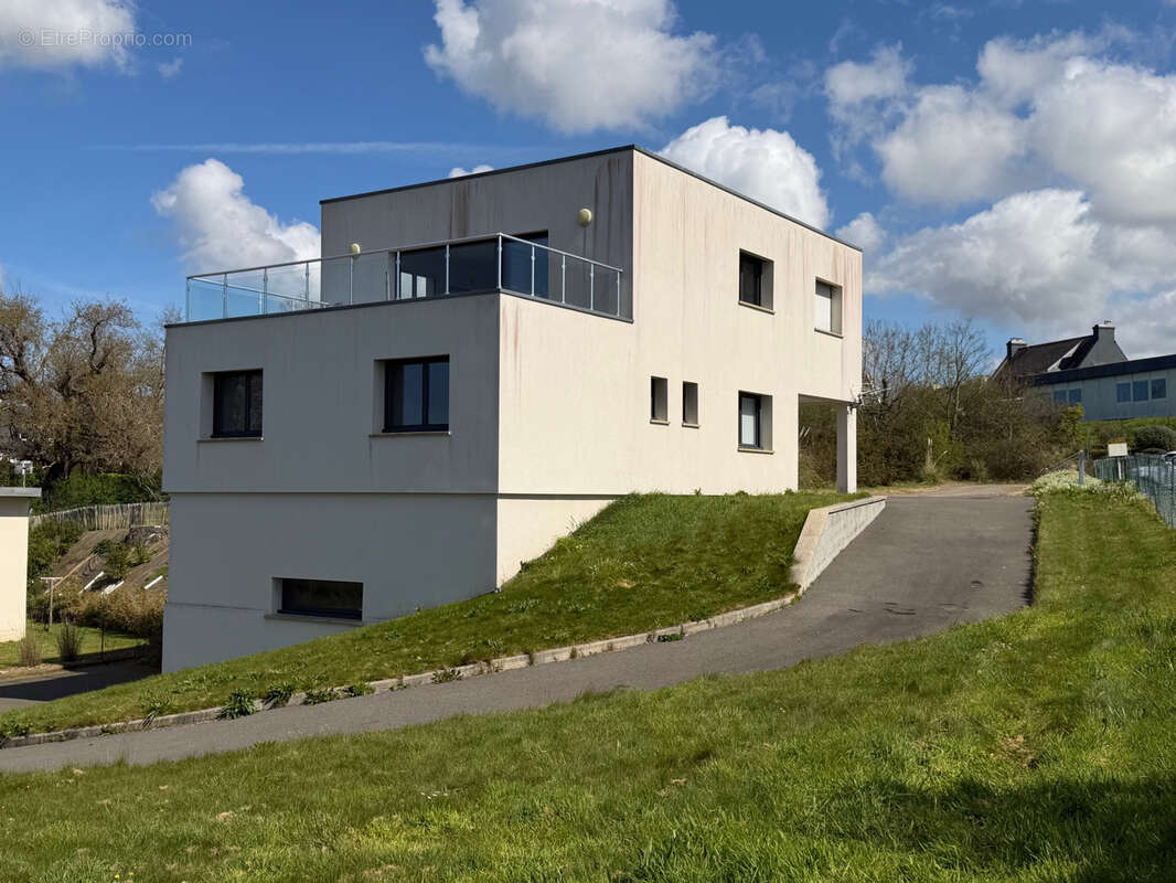Maison à TREBEURDEN