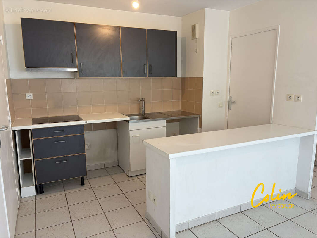 Appartement 49 m² à Marseille-5e  - photo 7