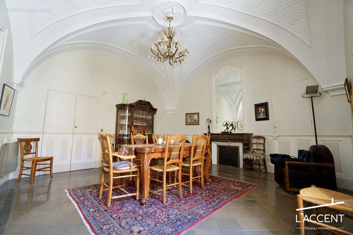 Maison à SAINT-GILLES