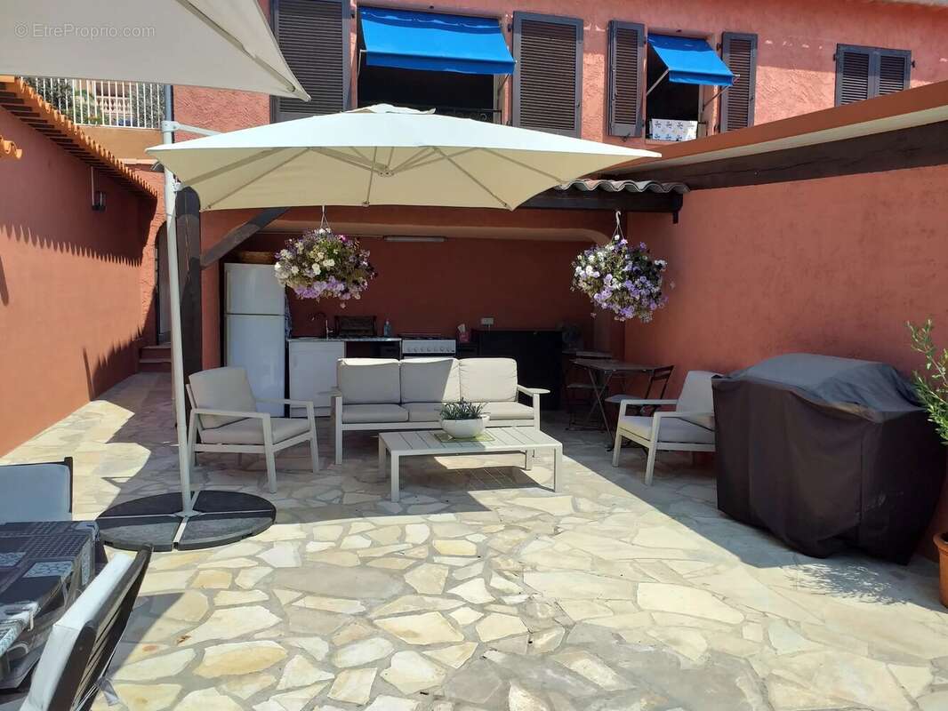 Appartement à THEOULE-SUR-MER