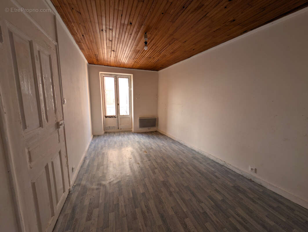 Maison à LE MONASTIER-SUR-GAZEILLE