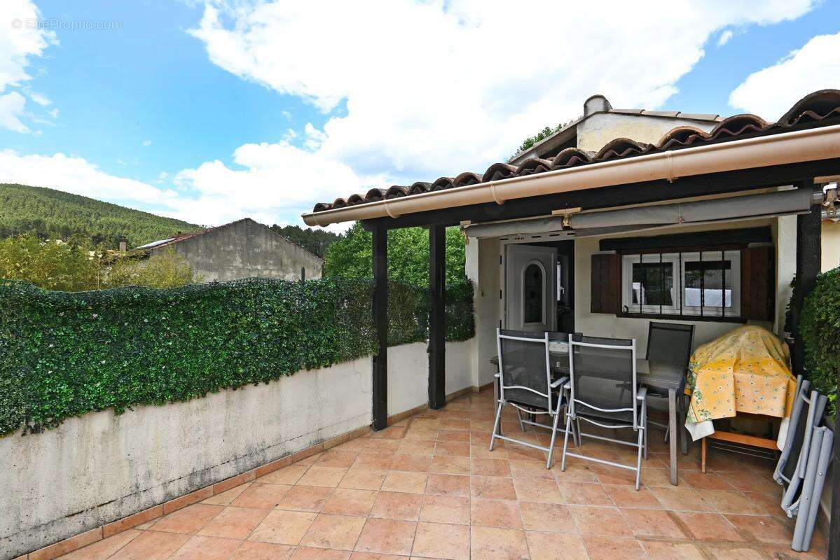 Maison à LE MARTINET