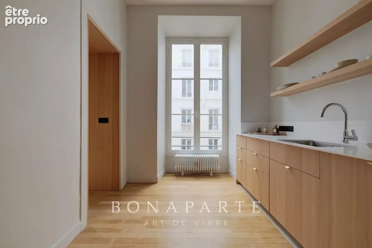 PARIS 9 - Duplex entièrement rénové - photo 10