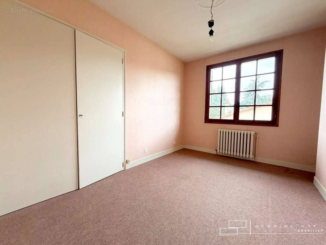 Maison 97 m² à Pavie  - photo 4