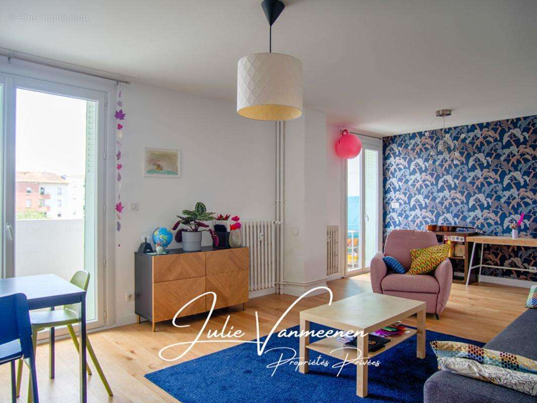 TOULOUSE 31300 / SAINT-CYPRIEN - Appartement T4 de 66,89 m2 - balcon - cave - parking - box privatif - photo 2
