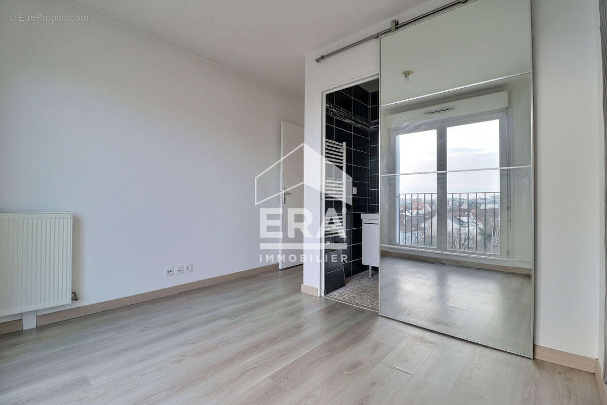 Appartement à STAINS