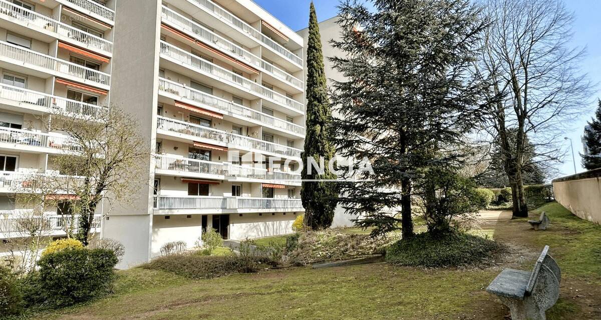 Appartement à CALUIRE-ET-CUIRE