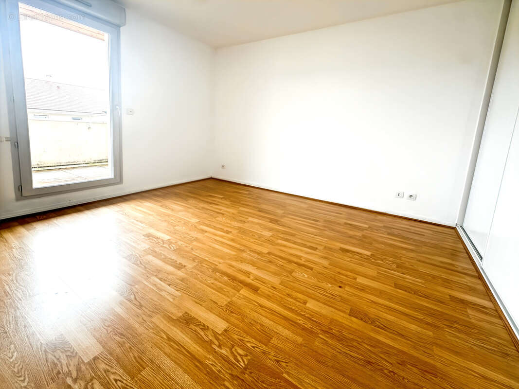 Maison à PREVESSIN-MOENS