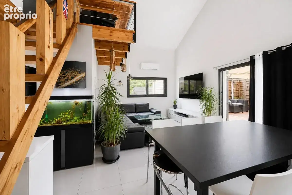 Ensemble immobilier - deux maisons louées sur un terrain 1 434m² - photo 4