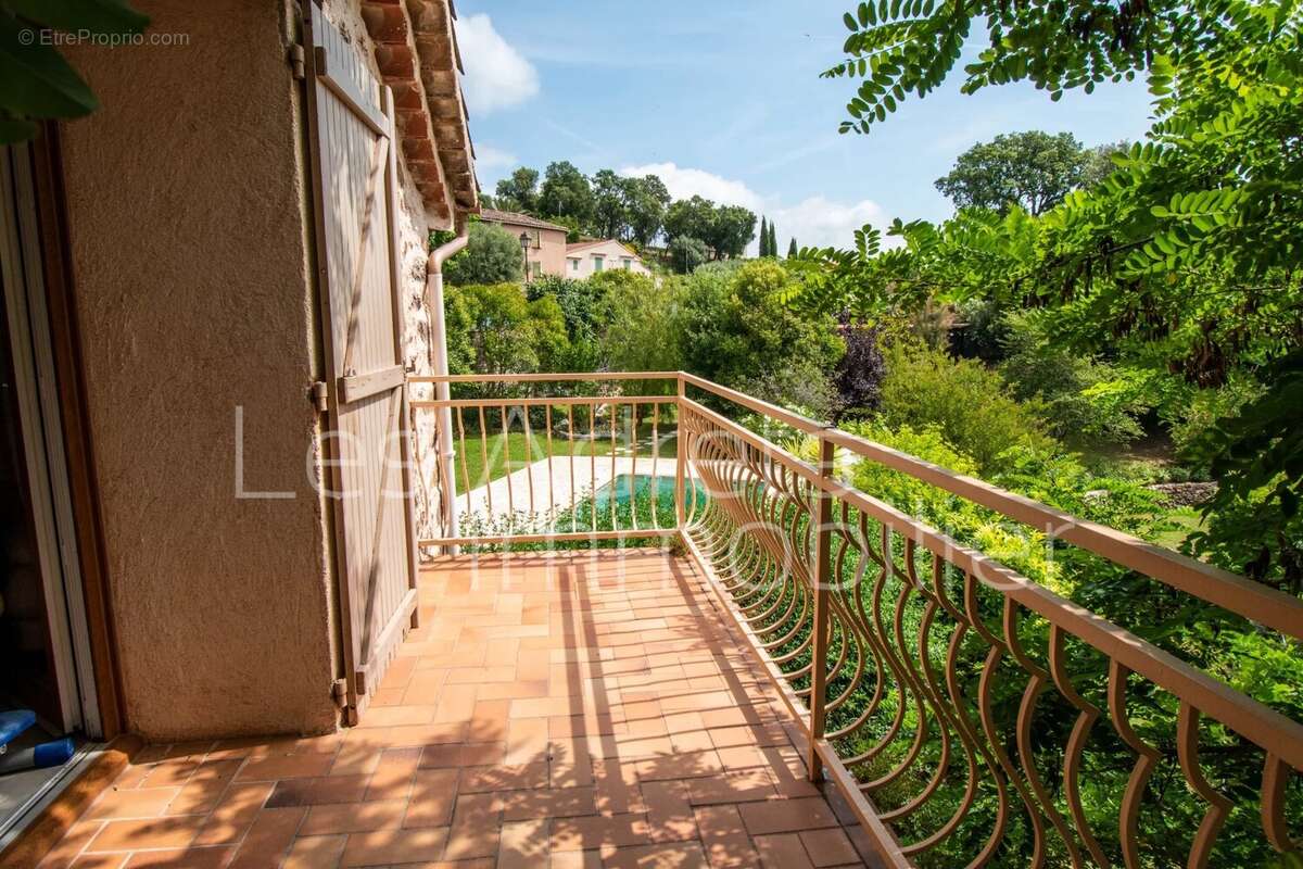 Maison à LES ADRETS-DE-L&#039;ESTEREL