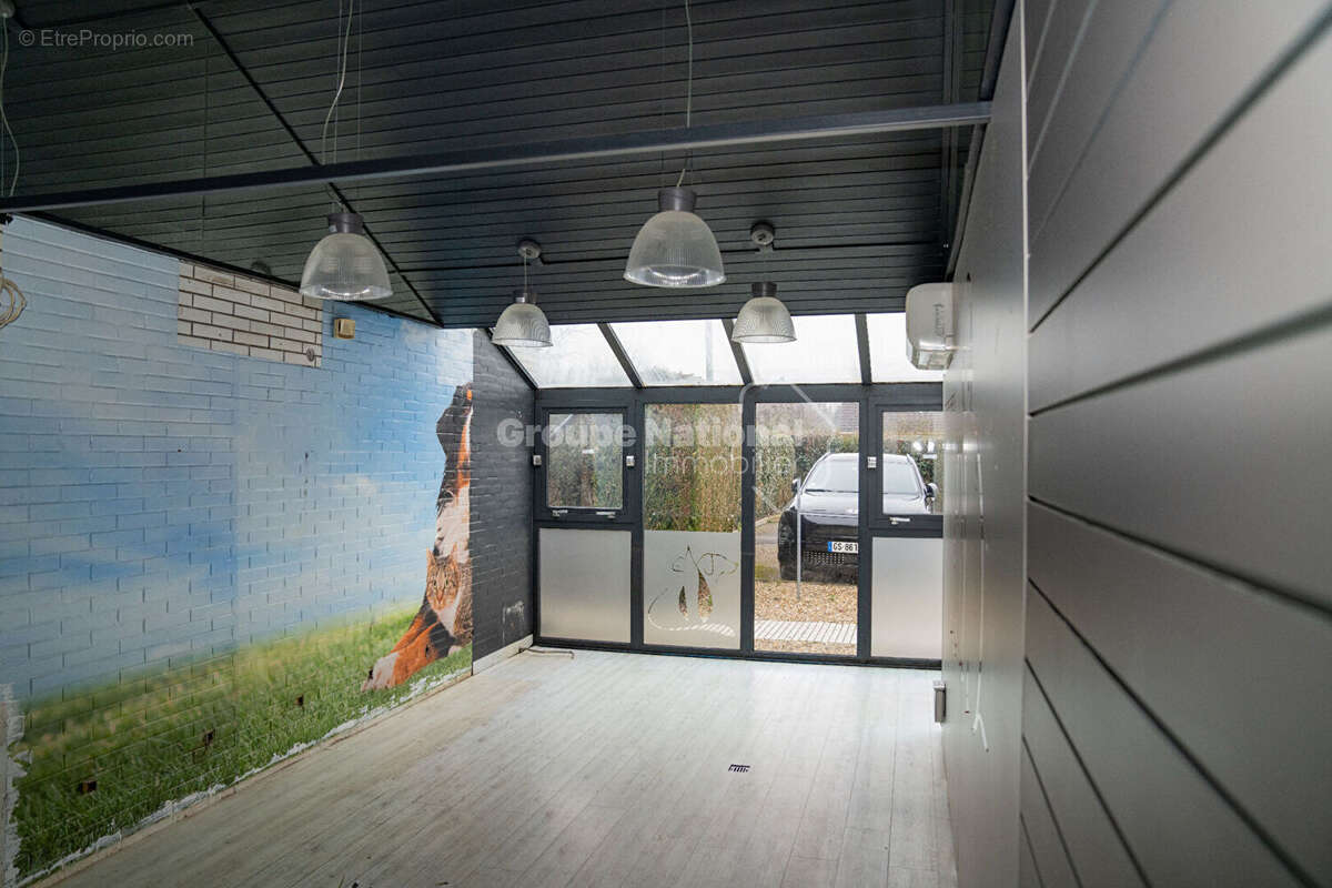 Immeuble Beauvais 10 pièce(s) 214.24 m2 - photo 6