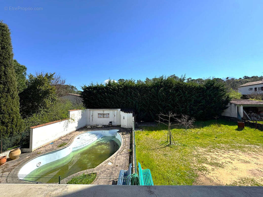 Maison à BAGNOLS-SUR-CEZE