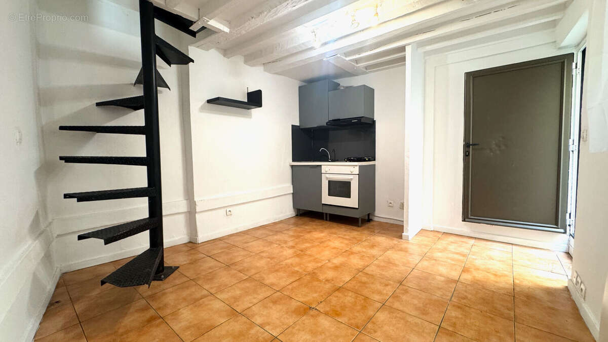 Appartement à CORBEIL-ESSONNES