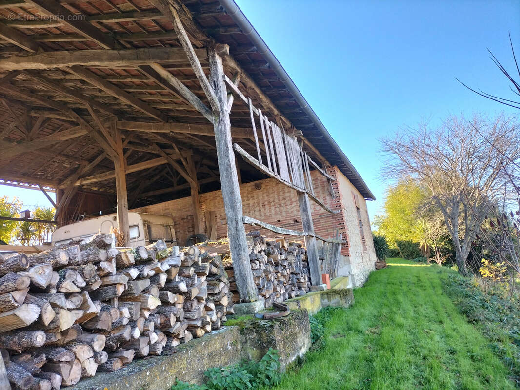 Maison à CASTELNAU-BARBARENS